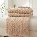 Cozy Sherpa Fleece Throw – Soft Winter Blanket with Plush Flannel & Sherpa Lining