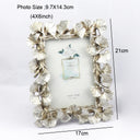 Vintage Ginkgo Leaf-Inspired Golden Photo Frame – Metallic Accent for Table or Wall